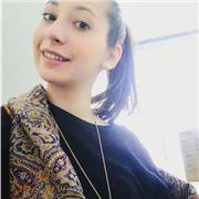 Insegnante di Lettere Moderne impartisce lezioni di Italiano e Latino per licei e scuole superiori